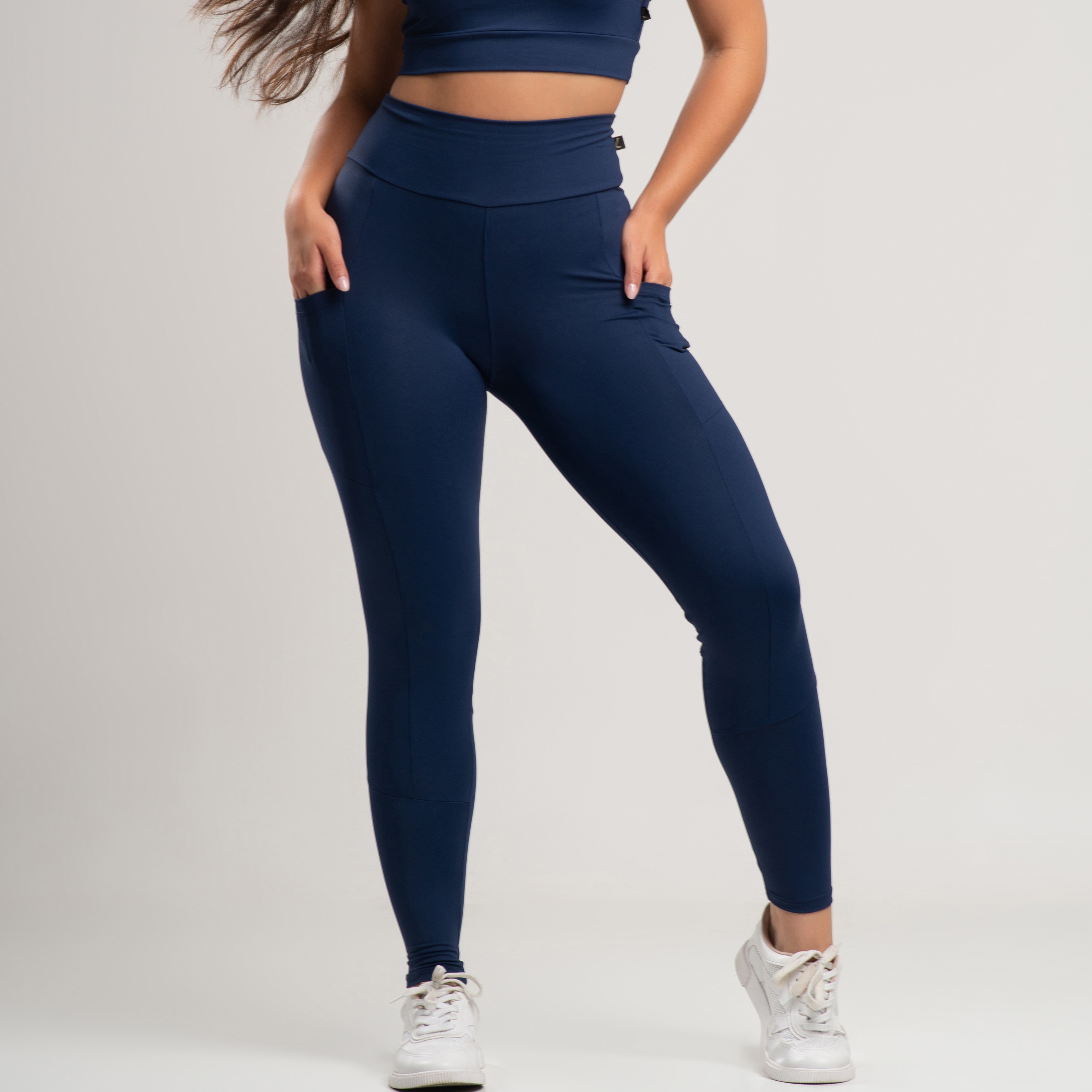 Calça Legging Fitness Feminina Básica Com Bolso Marinho