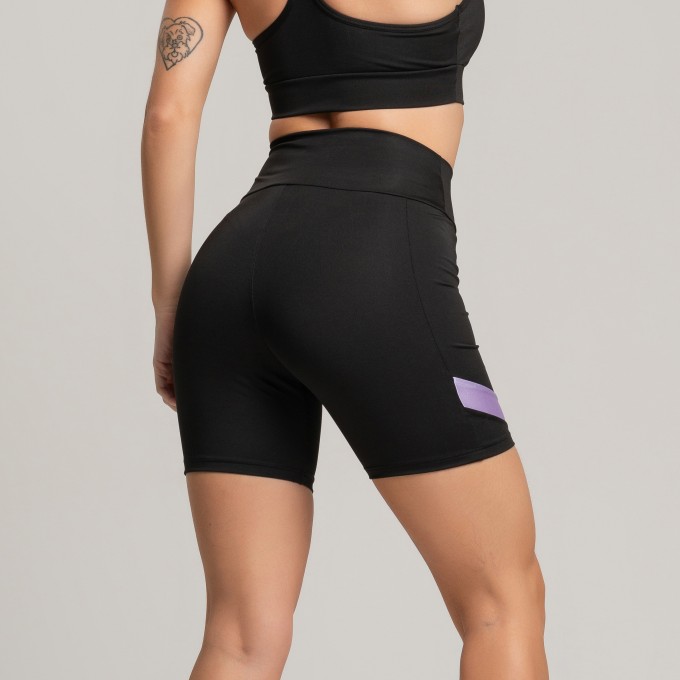 Short com Recortes em Poliamida Gloss
