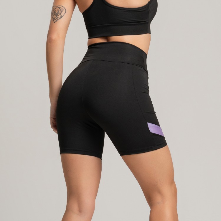 Short com Recortes em Poliamida Gloss