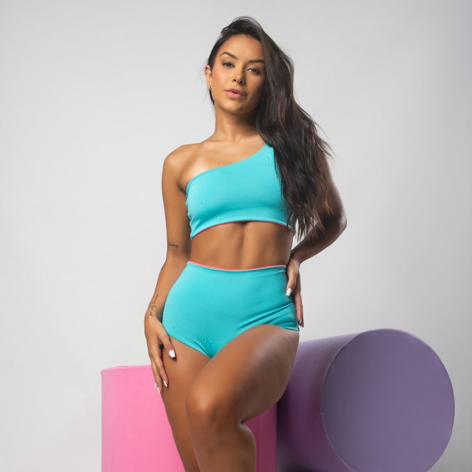 Conjunto Biquíni Hot Pant Dupla Face Tame e Rosa