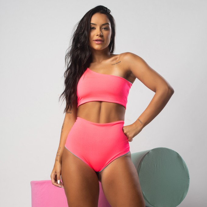 Conjunto Biquíni Hot Pant Dupla Face Tame e Rosa